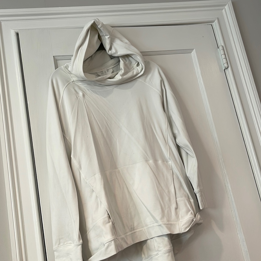 Lulu lemon sweatshirt